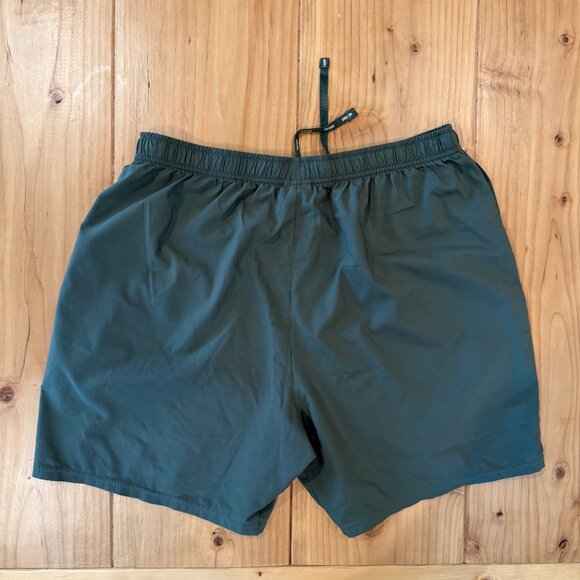 Gymshark Green Men’s Athletic Gym Shorts – Size XXL – Great Condition - Picture 2 of 4